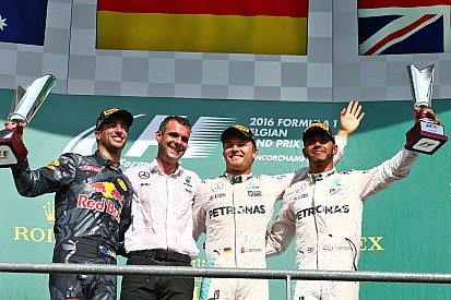GP Belgia: Rosberg dominasi balapan penuh aksi di Spa