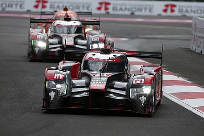 Audi à la poursuite de Porsche à Austin