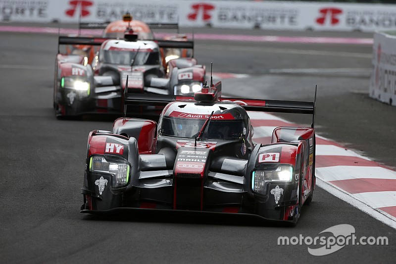 Audi à la poursuite de Porsche à Austin