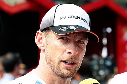 Button: McLaren dapat jadi yang terbaik keempat di Singapura