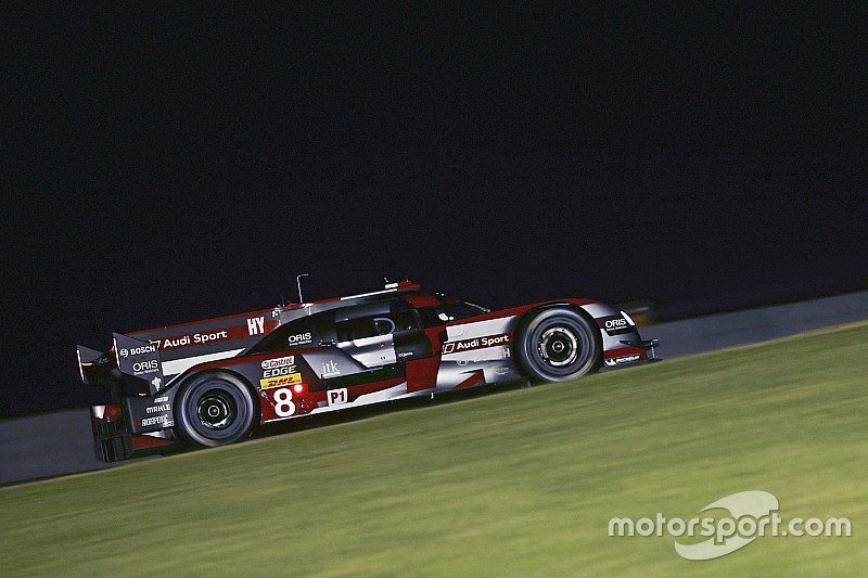 #8 Audi Sport Team Joest Audi R18: Lucas di Grassi, Loic Duval, Oliver Jarvis