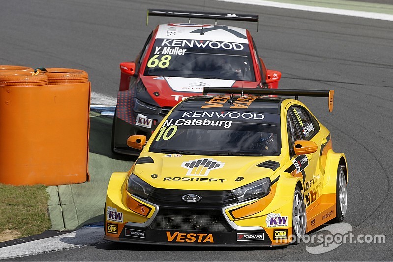 Lada y Honda, con menos kilos en China