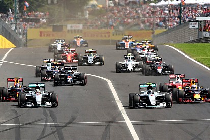 Pilotos da Mercedes dizem que largadas podem definir título
