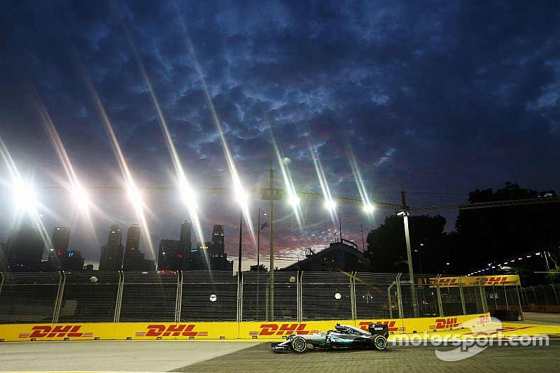 F1シンガポールGP FP2:ロズベルグがトップ奪還。ハミルトンはトラブルで終盤走れず