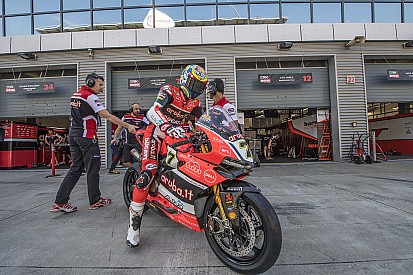 WSBK Lausitzring: Davies pole position, Rea start keenam