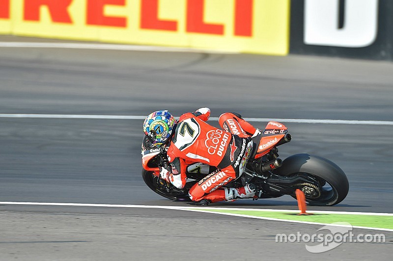 Lausitz WSBK: Davies ezici bir üstünlükle kazandı, Rea düştü!