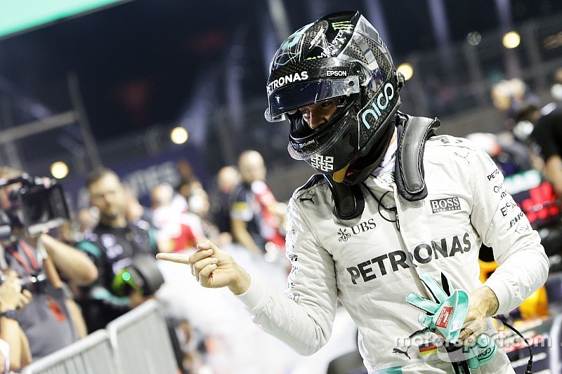 GP Singapura: posisi grid start dalam gambar