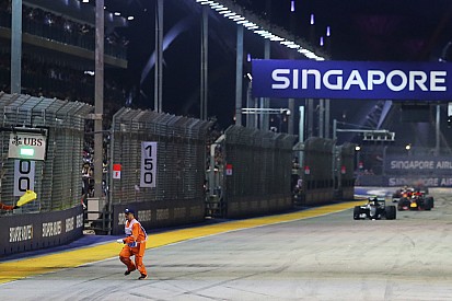 La FIA enquête sur l'incident avec un commissaire à Singapour
