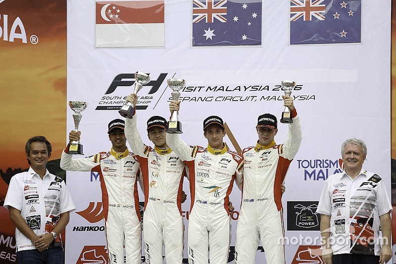 F4 SEA Sepang I: Love rebut kemenangan F4 SEA perdana, Martono finish di peringkat enam