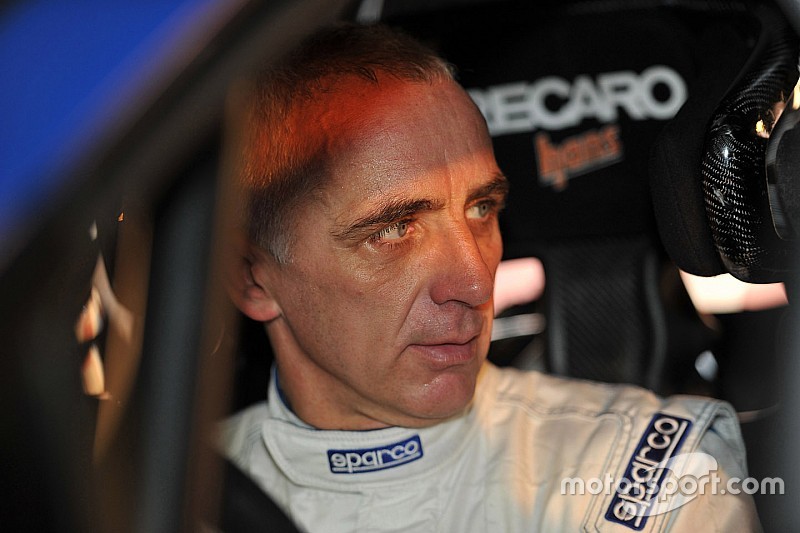 Pas de Tour de Corse pour François Delecour