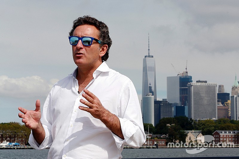 Röportaj: Alejandro Agag, New York anlaşmasından bahsediyor