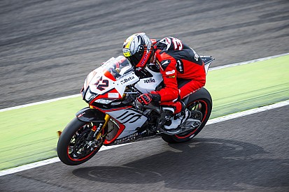 Savadori jadi rekan setim Laverty di Aprilia WSBK