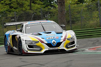 R.S.01: in AM Fabian Schiller centra la pole a Spa-Francorchamps