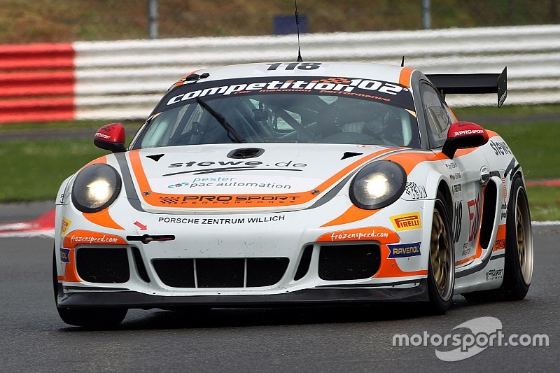 GT4 Hungaroring: Viebahn/Terting in eerste race voor Knap/Severs