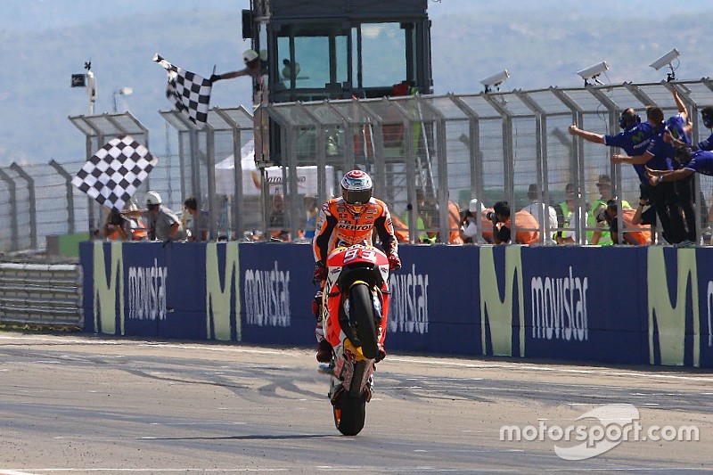 Márquez: “Era importante detener la hemorragia con Valentino”