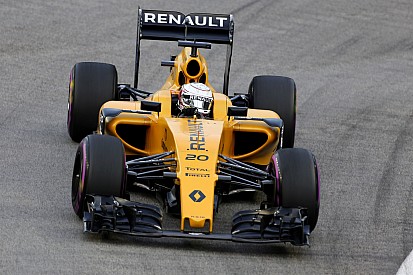 Récompensé à Singapour, Renault arrive motivé à Sepang