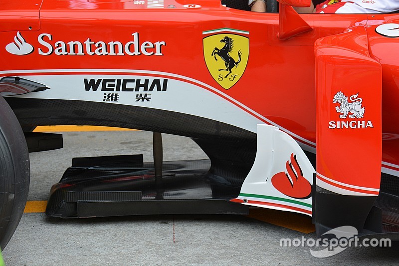 Técnica: bandeja divisora del Ferrari SF16-H en Malasia