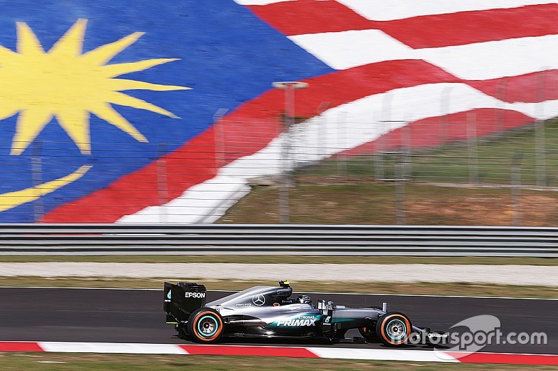 GP Malaysia: Rosberg pimpin FP1, mobil Magnussen sempat terbakar