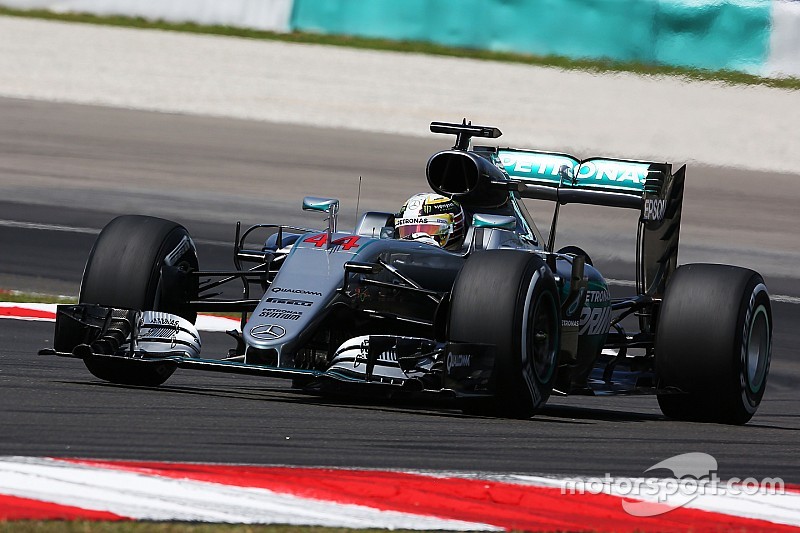 Sepang, Libere 2: Hamilton risponde a Rosberg, ma le Ferrari ci sono!