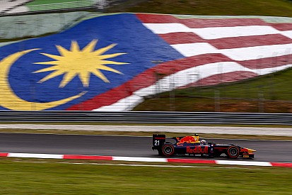 Gasly golpeó primero en Sepang