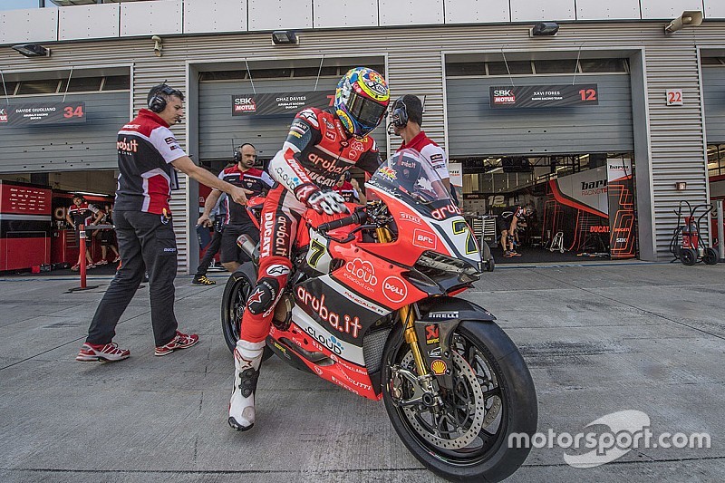 Fortunes diverses chez Ducati : Davies 1er, Giugliano 15e