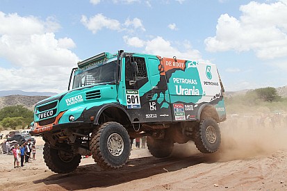 Team De Rooy met vier trucks naar Dakar Rally 2017