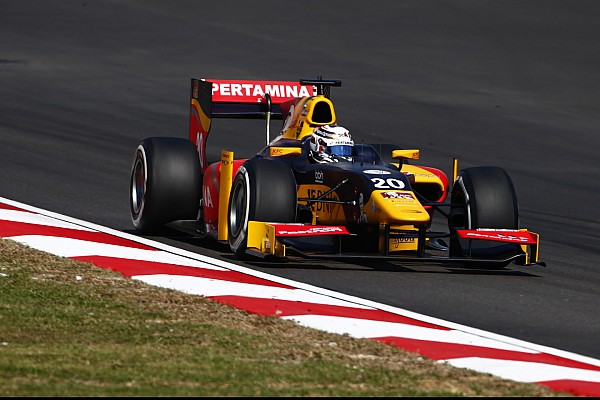 Golpe al campeonato: Giovinazzi l&iacute;der