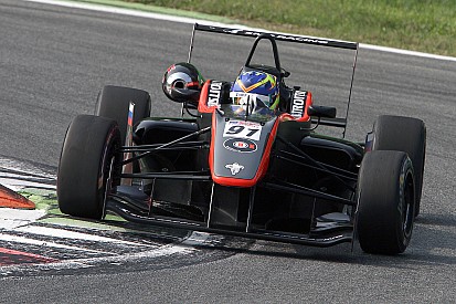 Nikita Troitskiy centra la pole position per Gara 2 a Monza