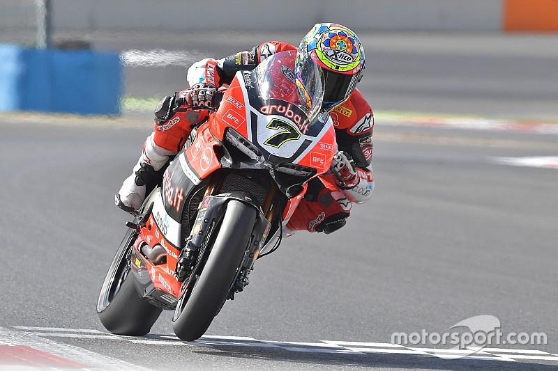 WSBK Magny-Cours: Davies kalahkan duo Kawasaki