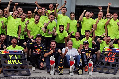 Red Bull logró un doblete tres años después