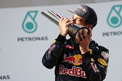 Ricciardo dedica vitória na Malásia a Jules Bianchi