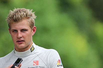 Ericsson faz GP em Sepang com sistema de hidratação quebrado