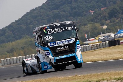 FIA ETRC: Ryan Smith győzelemre vezette az OXXO-t!