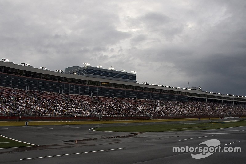L'ouragan Matthew en invité spécial de la NASCAR Sprint Cup