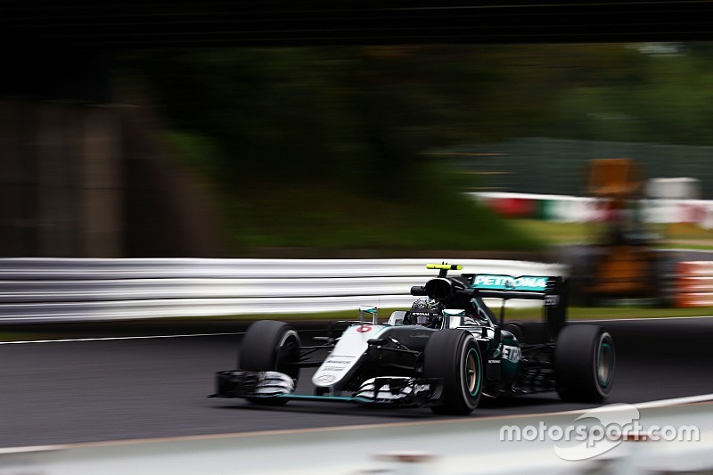 Rosberg fue el más veloz previo a la clasificación en Japón