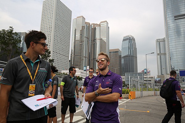 Hong Kong, sorteggiati i quattro gruppi per le qualifiche