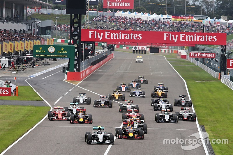 Hamilton: Start buruk karena “kesalahan sendiri”