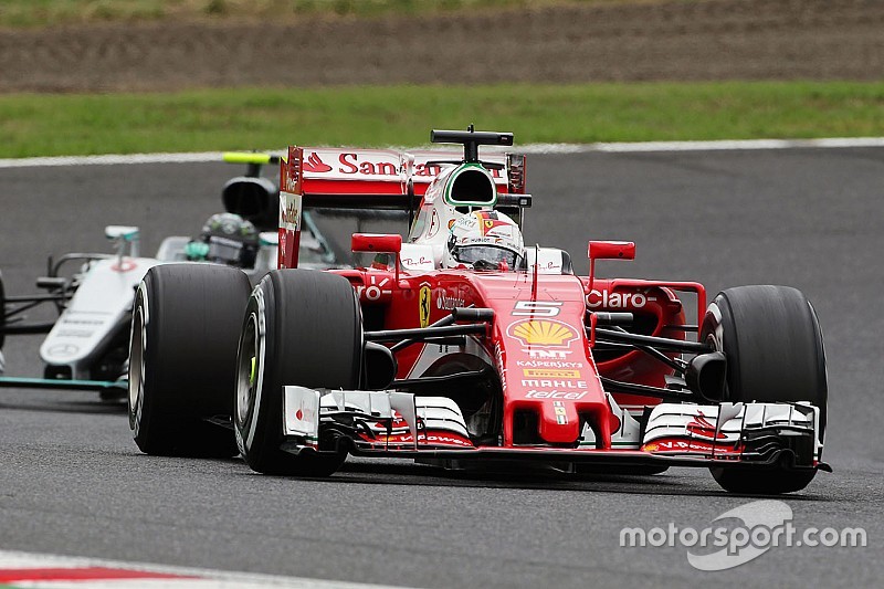 Meskipun dibuat frustrasi, Vettel tetap bela backmarker