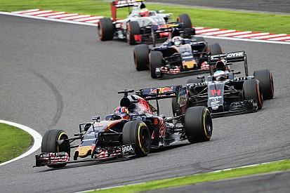 Kvyat: "Tuve que hacer milagros para que no me adelantara Alonso"