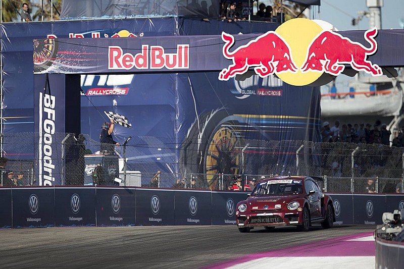 Scott Speed GRC Los Angeles'daki ilk yarışın galibi