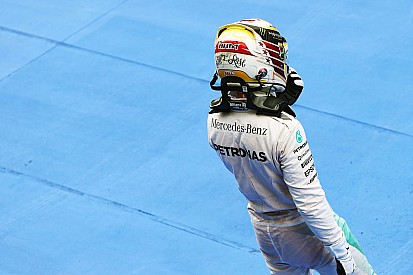 Horner - Il serait "stupide" de croire que Hamilton a perdu le titre