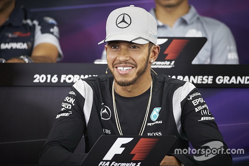 Lewis Hamilton, Mercedes AMG F1, en conférence de presse FIA