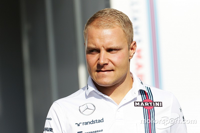 Renault pertimbangkan Bottas atau Ocon di 2017