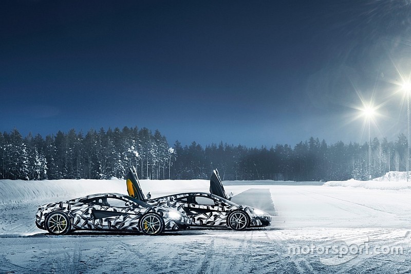McLaren met ses bolides sur la glace