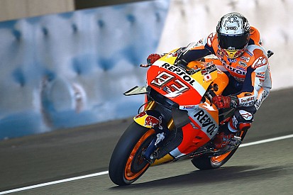 EL3 - Márquez intraitable, Lorenzo à terre