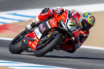 Davies-Ducati vincono Gara 1 a Jerez. Kawasaki centra il Mondiale Costruttori
