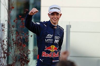 Deuxième titre en F4 pour Richard Verschoor, pilote Red Bull