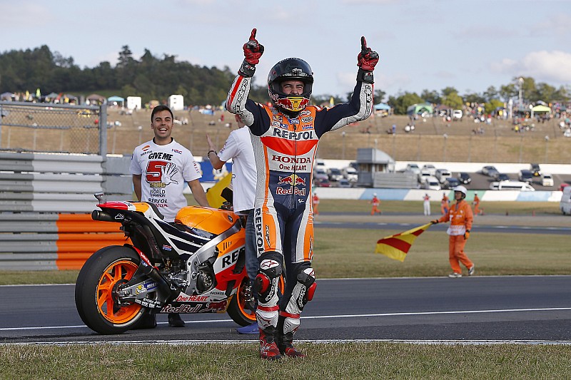 Marc Marquez, Repsol Honda Team, vainqueur de la course et Champion du monde