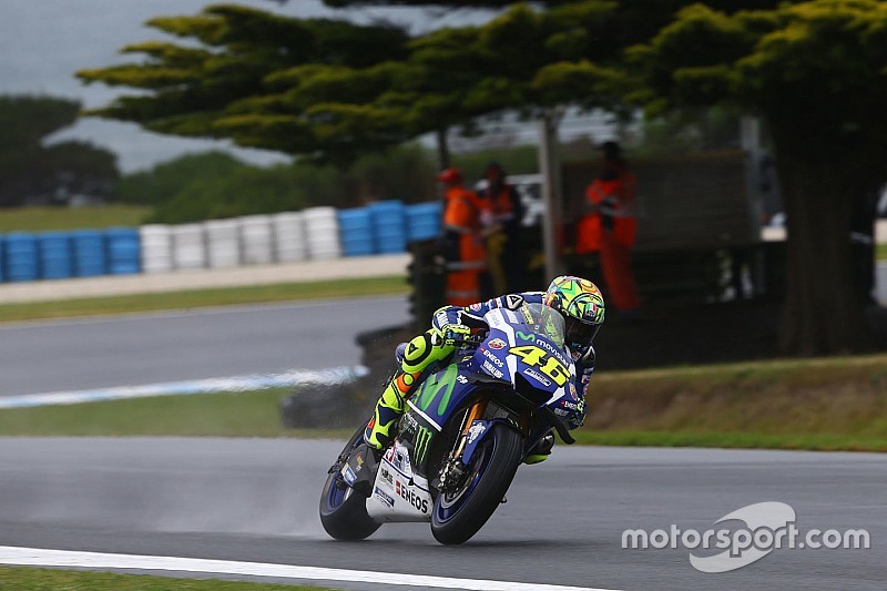 Catatan waktu dibatalkan, Rossi tempati posisi ke-20 di FP1