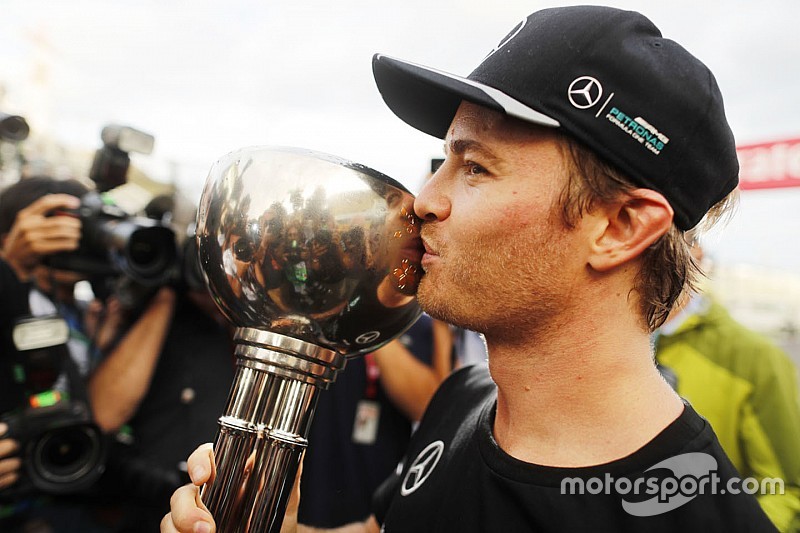 Rosberg: "No me conformo con terminar segundo"